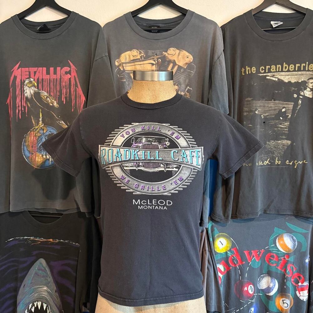 Vintage 2000s Road Kill Cafe T-shirt